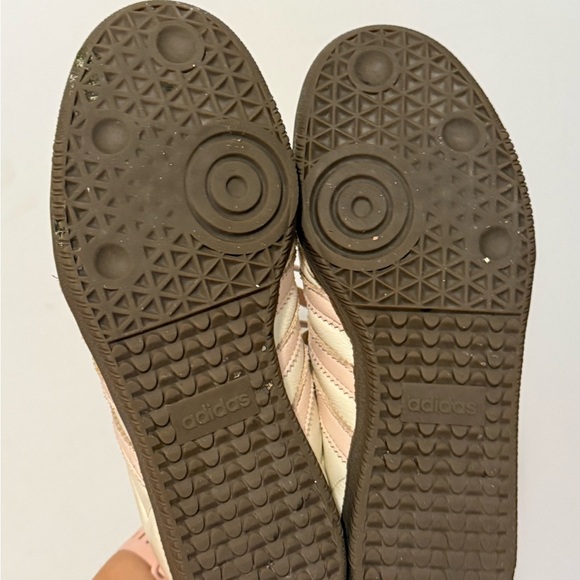 Adidas Women's Off-White Sneakers - Picture 4 of 5